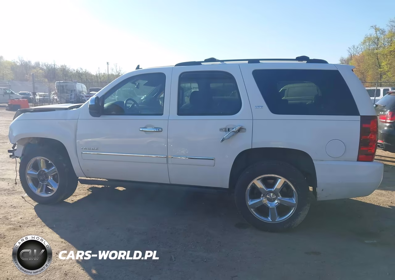 2011 Chevrolet Tahoe Ltz VIN:1GNSKCE04BR228389 - 14