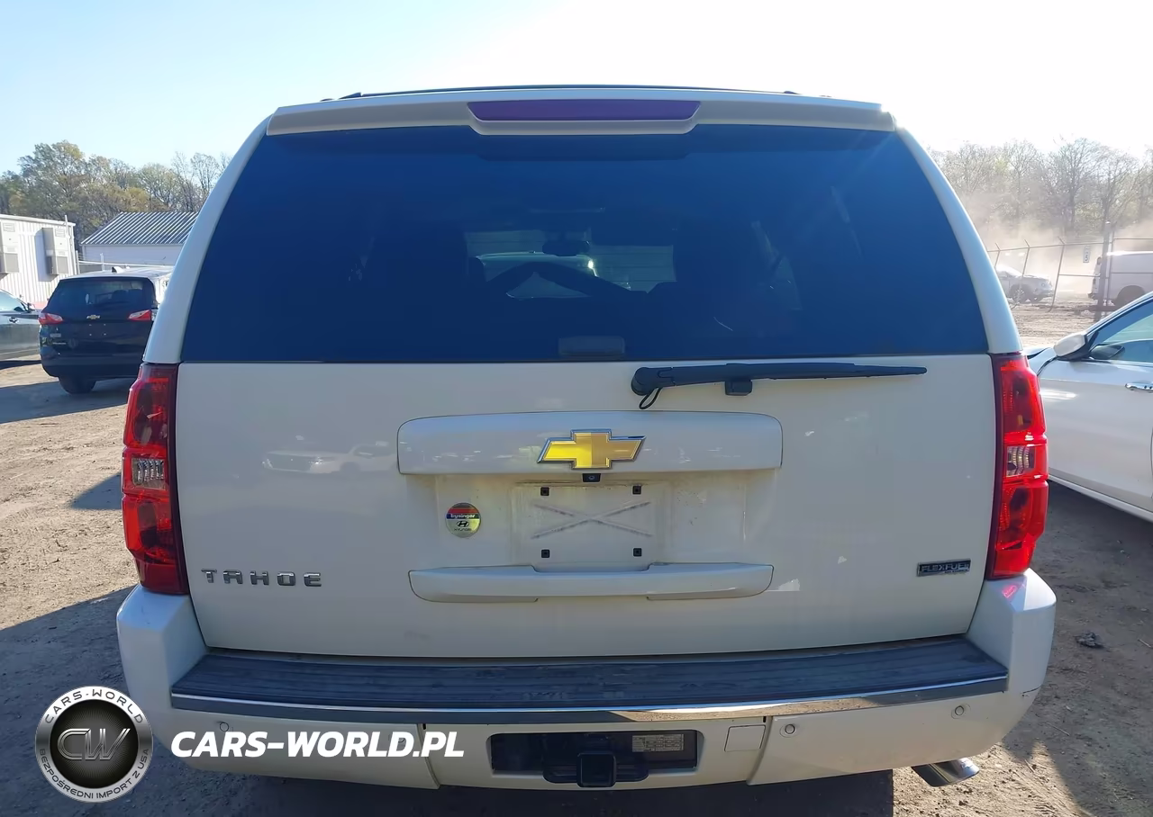 2011 Chevrolet Tahoe Ltz VIN:1GNSKCE04BR228389 - 16