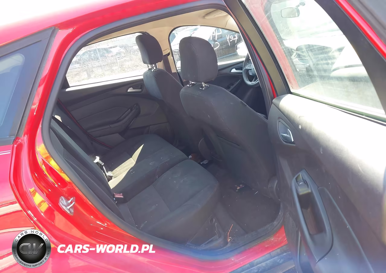 2016 Ford Focus Se VIN:1FADP3K2XGL204266 - 8