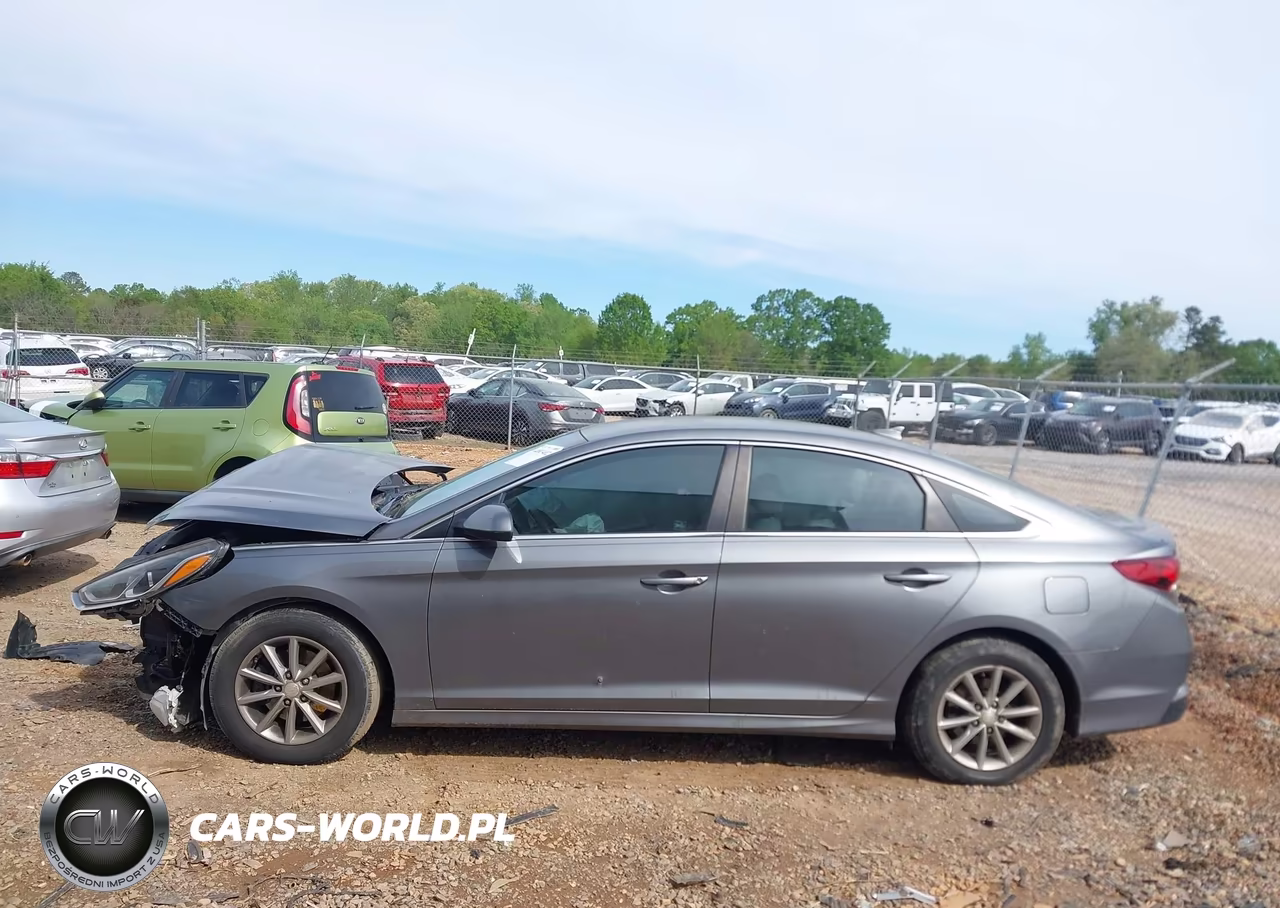 2019 Hyundai Sonata Se VIN:5NPE24AF0KH740275 - 14