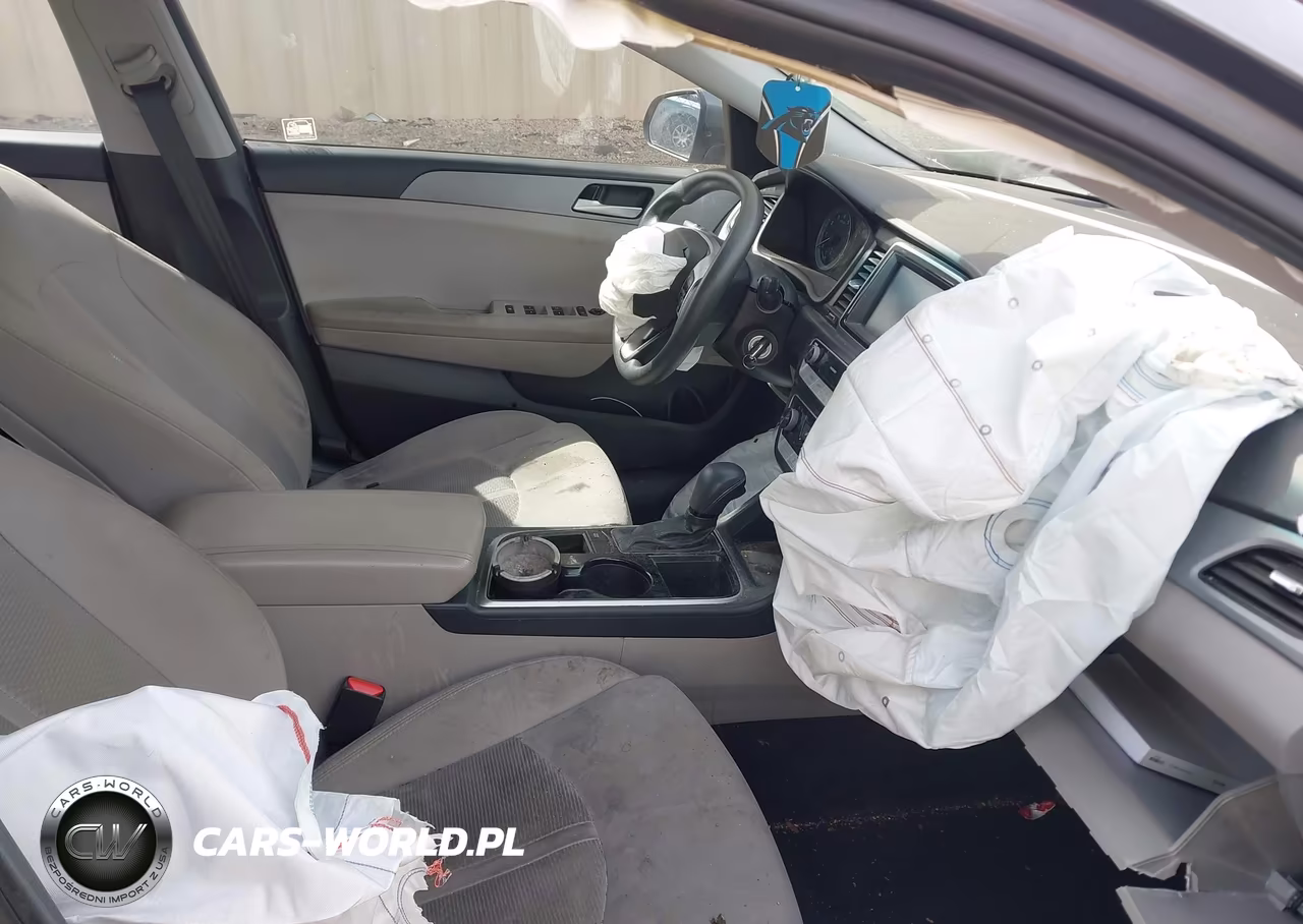 2019 Hyundai Sonata Se VIN:5NPE24AF0KH740275 - 5