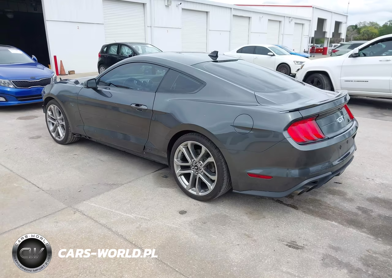 2020 Ford Mustang Gt Premium Fastback VIN:1FA6P8CF8L5188168 - 3