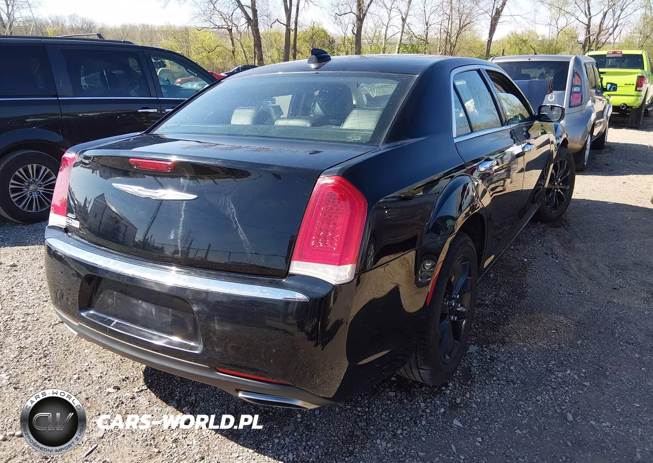 2016 Chrysler 300C Awd VIN:2C3CCAKG9GH220509 - 4