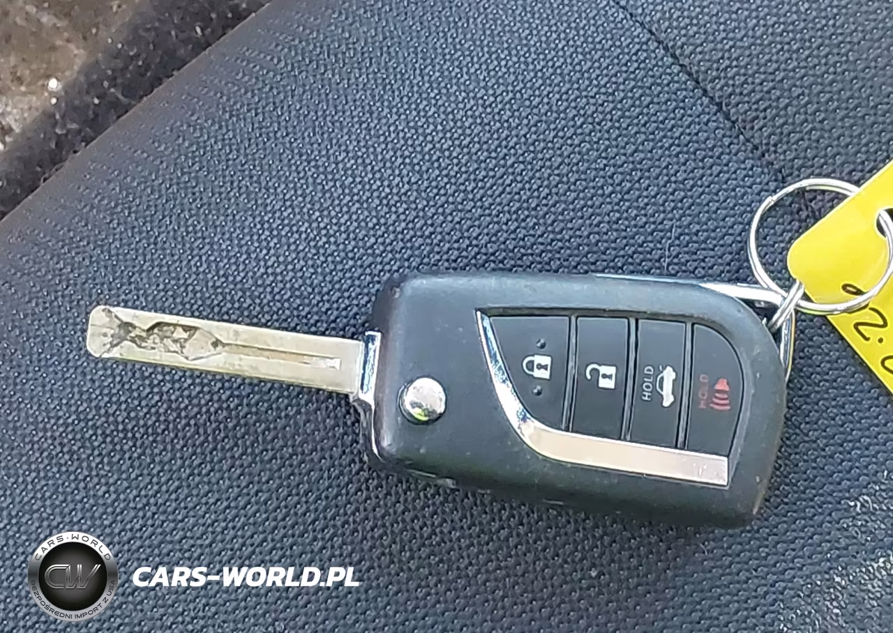 2020 Toyota Corolla Le VIN:JTDEPRAE8LJ107053 - 11