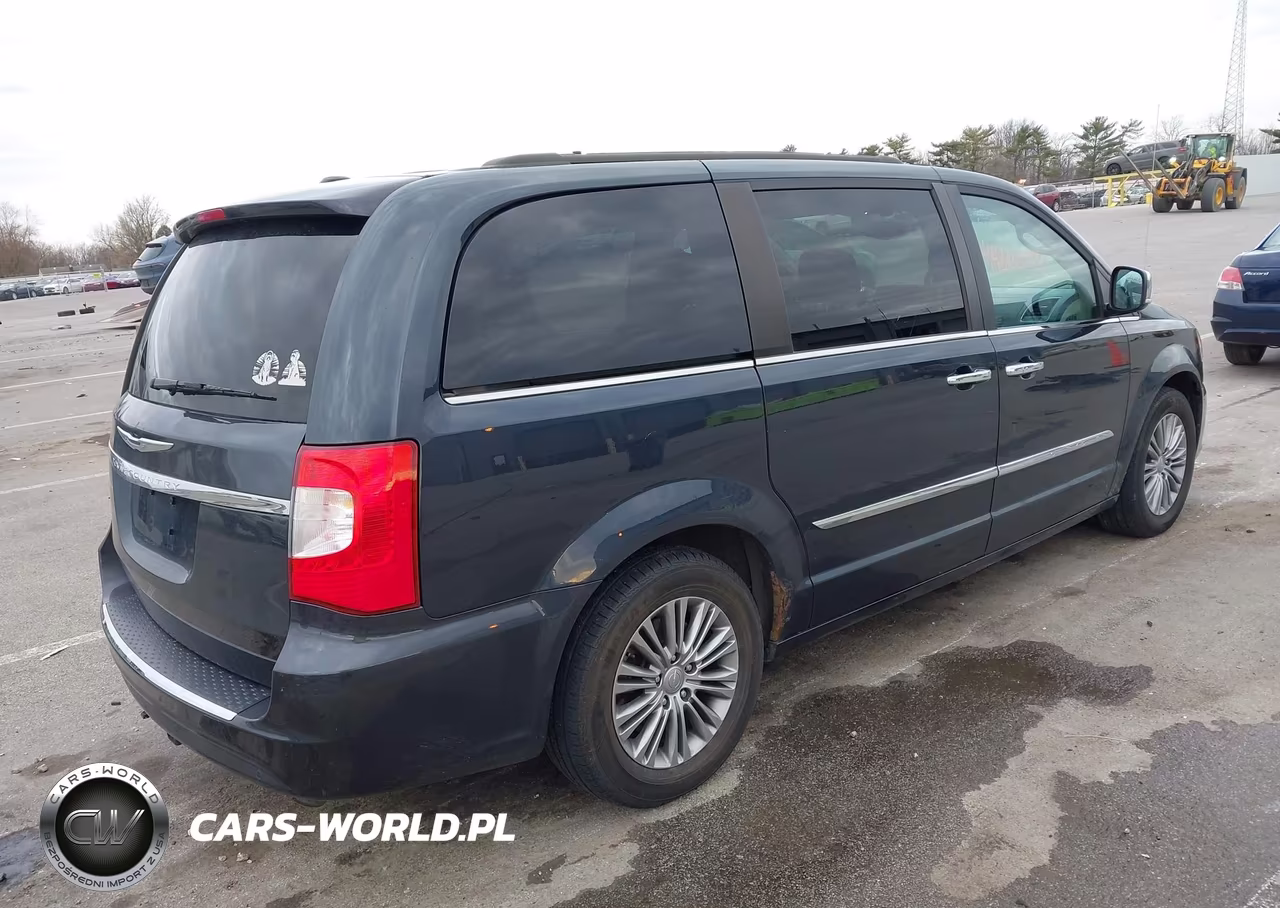 2014 Chrysler Town & Country Touring-L VIN:2C4RC1CG7ER455695 - 4