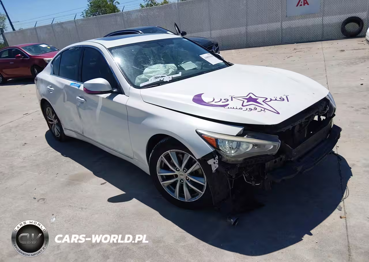 2015 Infiniti Q50 Premium