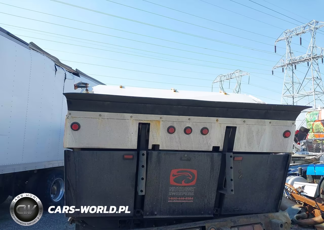 2024 Isuzu Npr VIN:54DB4W1D8RS210375 - 16