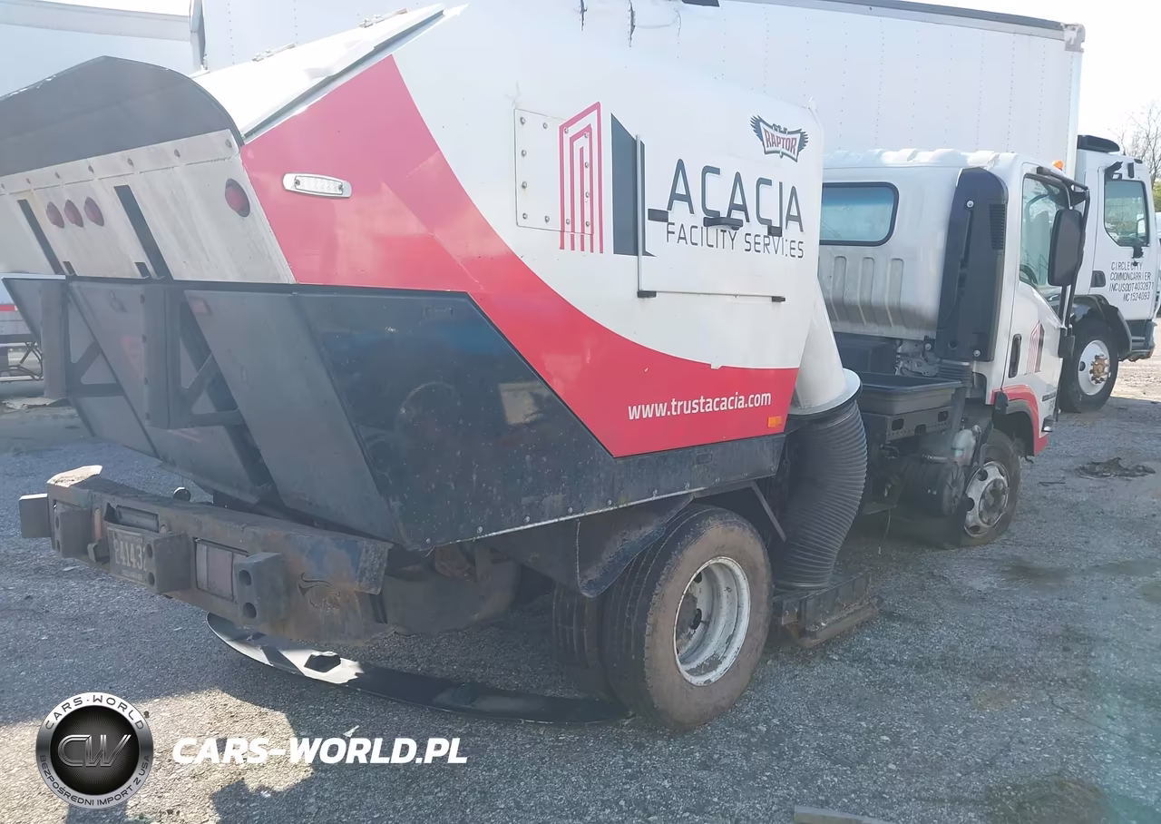 2024 Isuzu Npr VIN:54DB4W1D8RS210375 - 4