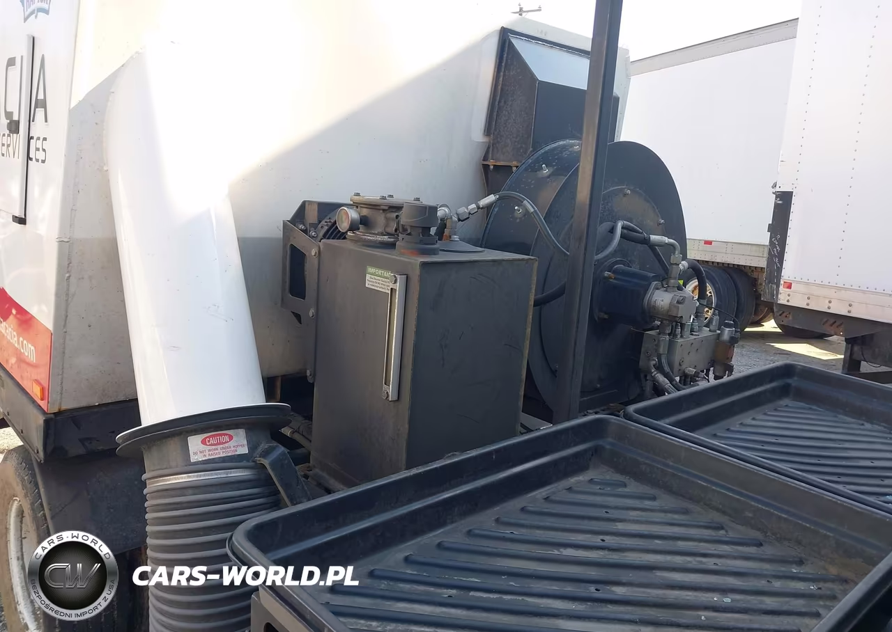 2024 Isuzu Npr VIN:54DB4W1D8RS210375 - 6