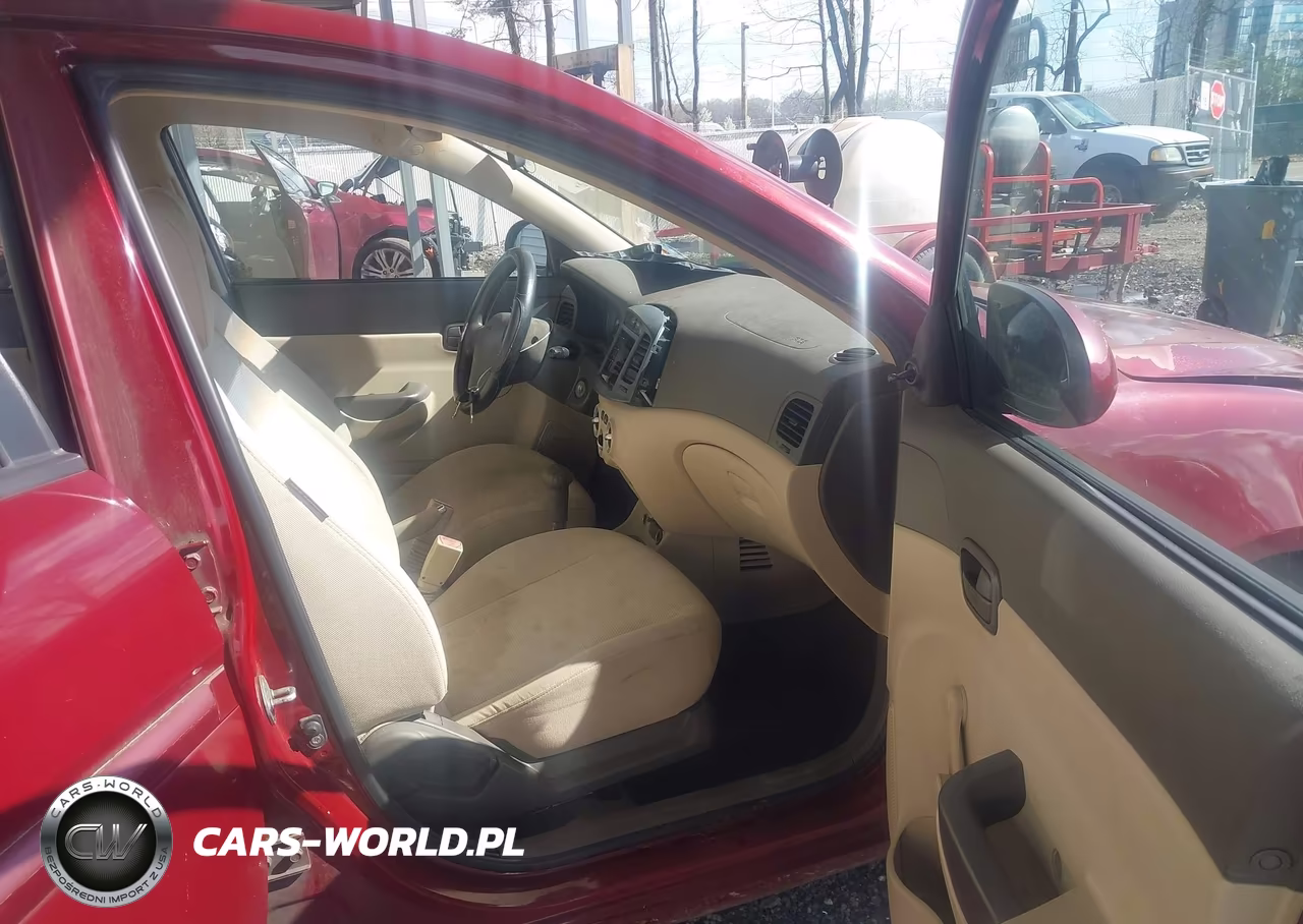 2009 Hyundai Accent Gls VIN:KMHCN46C69U371477 - 5