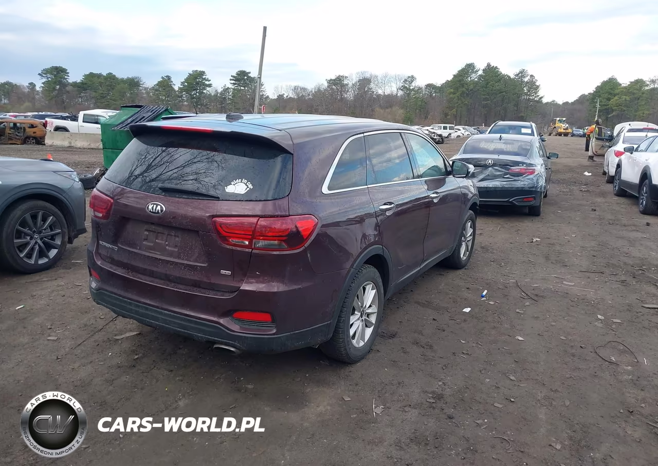 2019 Kia Sorento 2.4L Lx VIN:5XYPG4A30KG575755 - 4