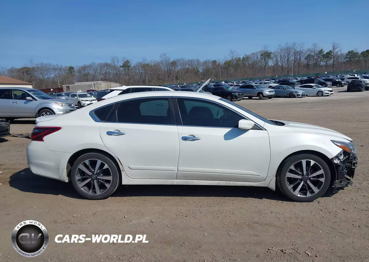 2017 Nissan Altima 2.5 Sr VIN:1N4AL3AP6HN324471 - 14