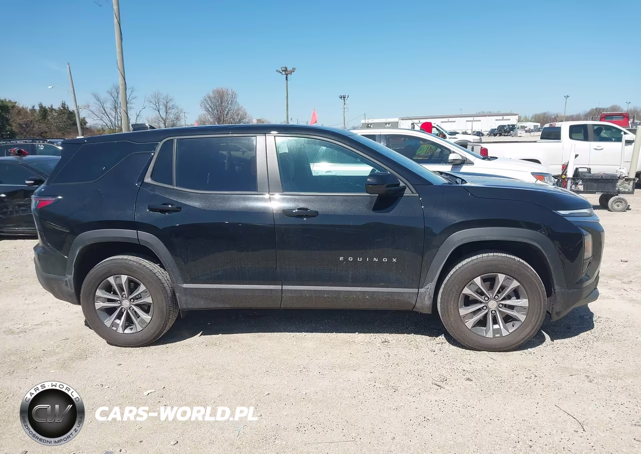 2026 Chevrolet Equinox Fwd Lt VIN:3GNAXHEG5TL213044 - 13