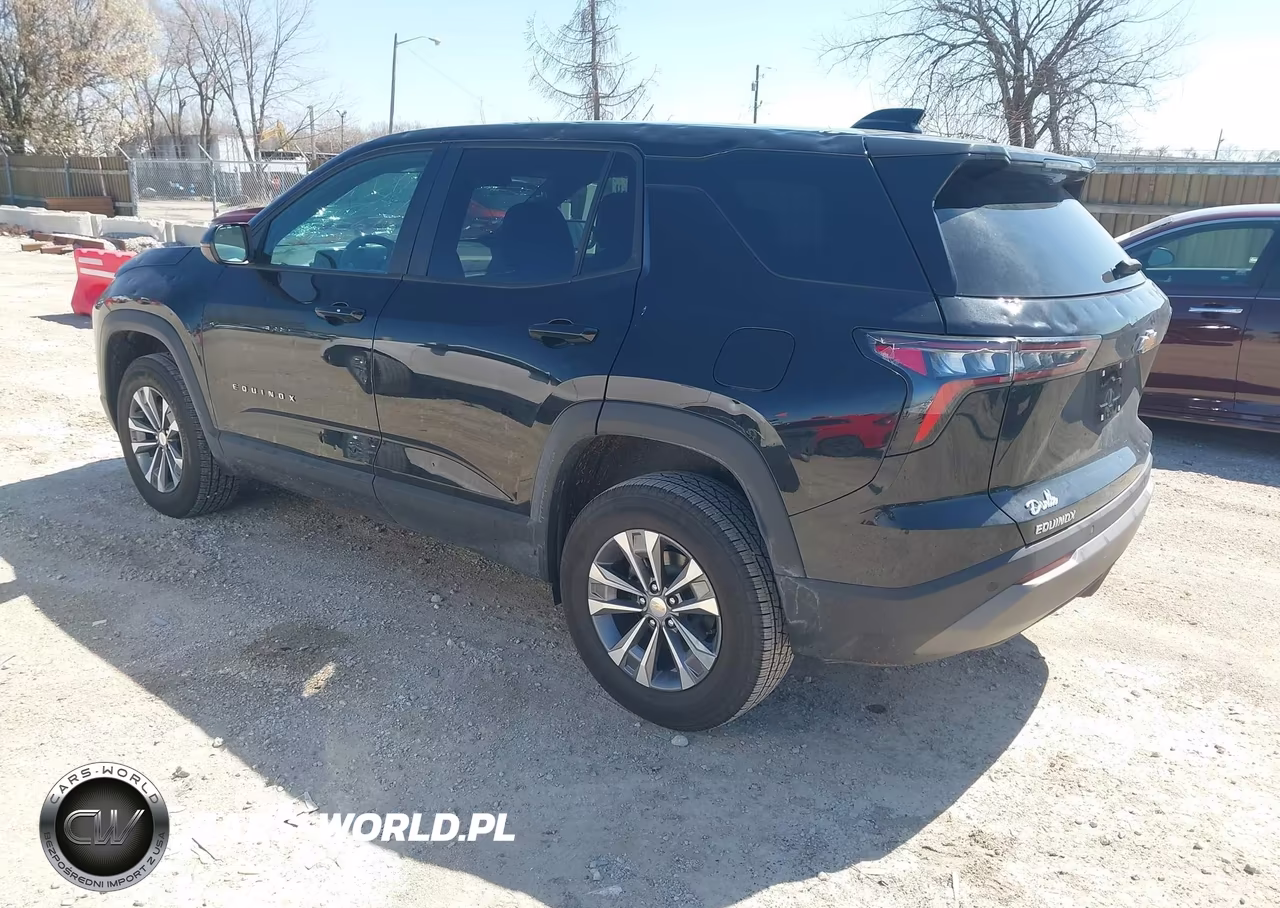 2026 Chevrolet Equinox Fwd Lt VIN:3GNAXHEG5TL213044 - 3