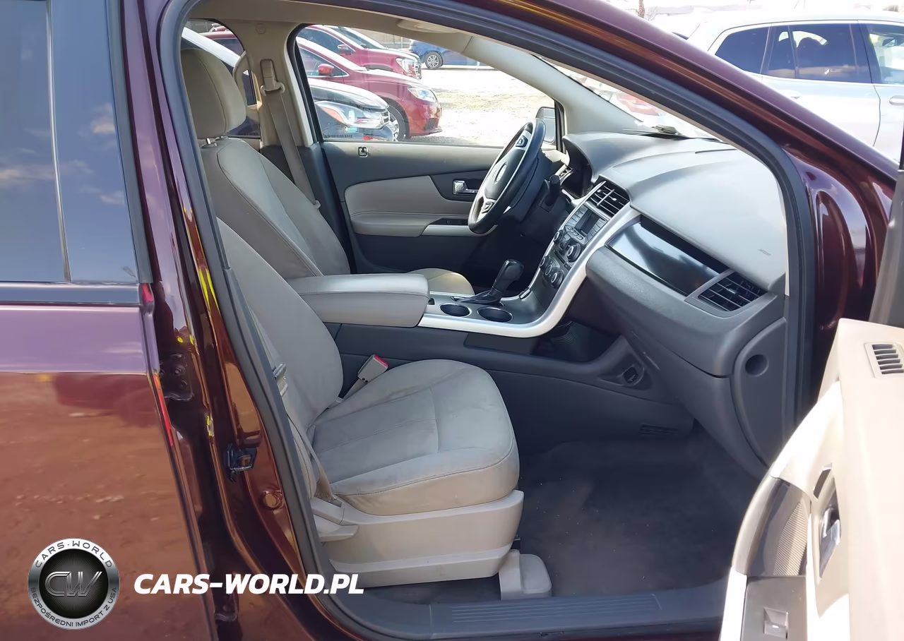 2012 Ford Edge Se VIN:2FMDK4GCXCBA53743 - 5