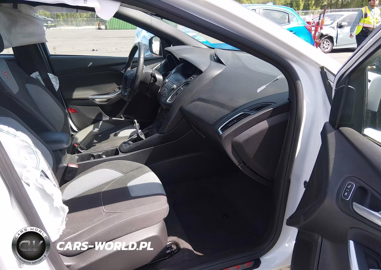2018 Ford Focus St VIN:1FADP3L92JL307667 - 5