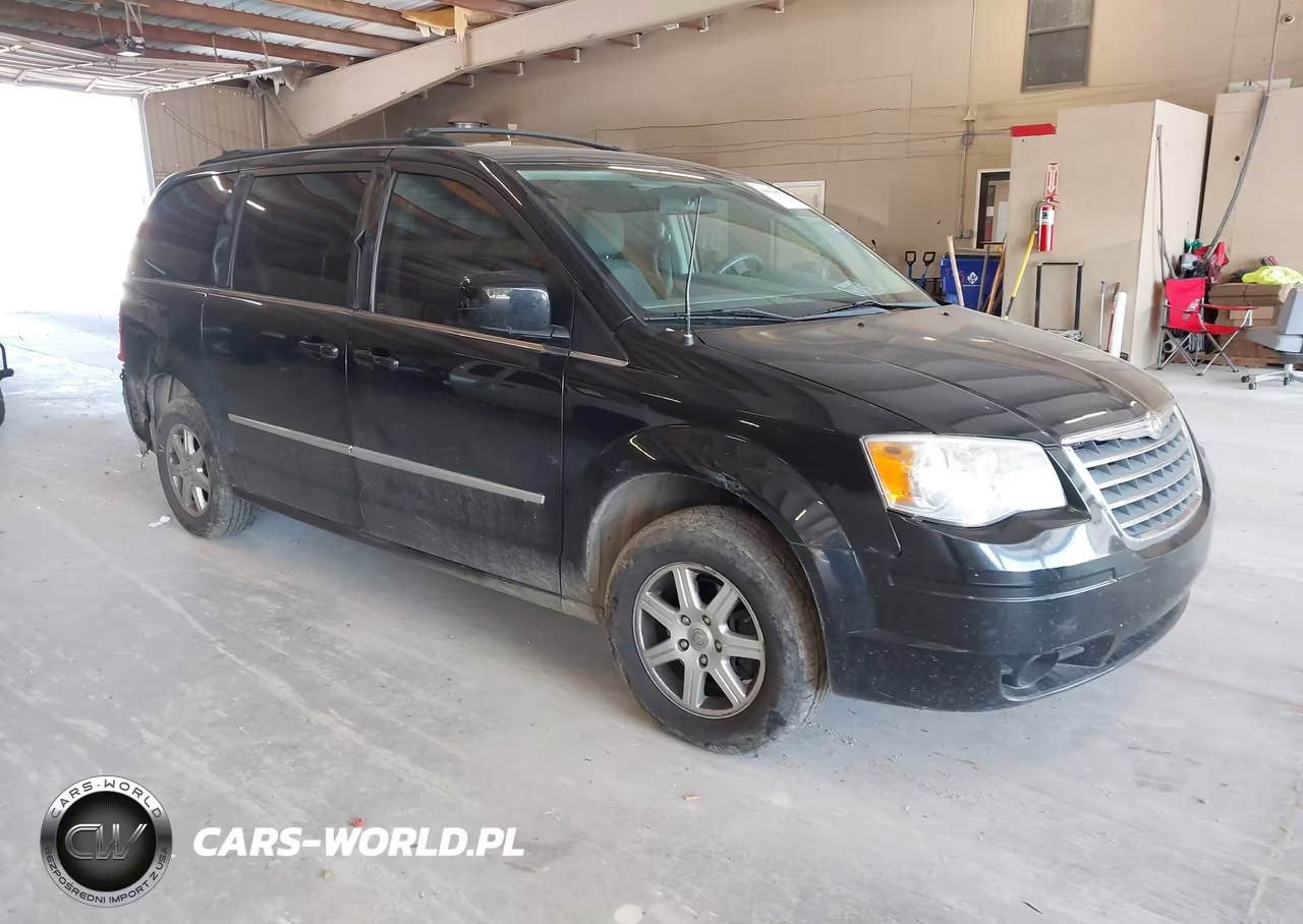 2010 Chrysler Town & Country Touring