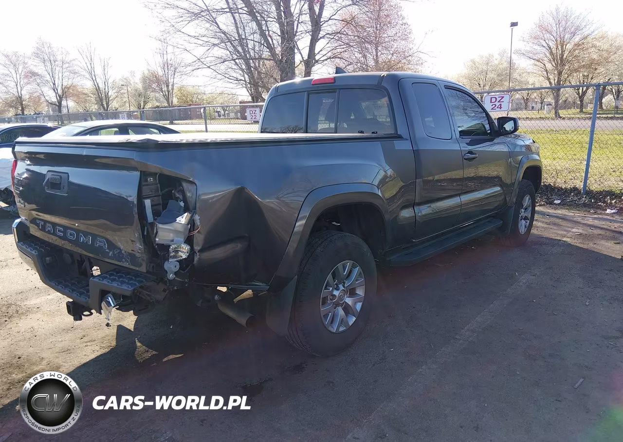 2018 Toyota Tacoma Sr5 VIN:5TFSX5EN8JX060638 - 4