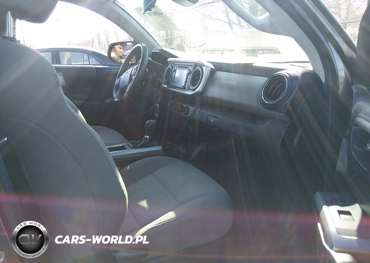 2018 Toyota Tacoma Sr5 VIN:5TFSX5EN8JX060638 - 5