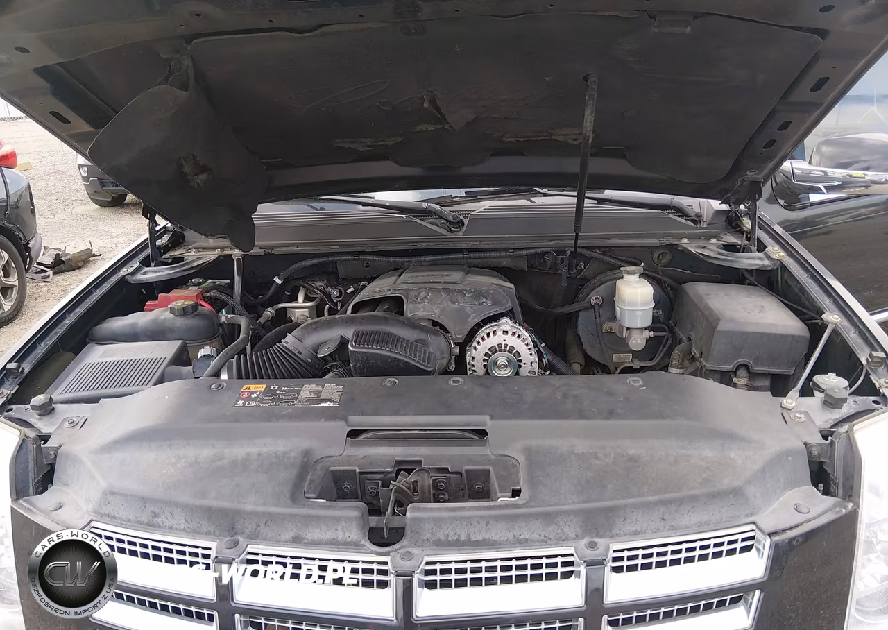 2011 Cadillac Escalade Luxury VIN:1GYS3BEF1BR272963 - 10