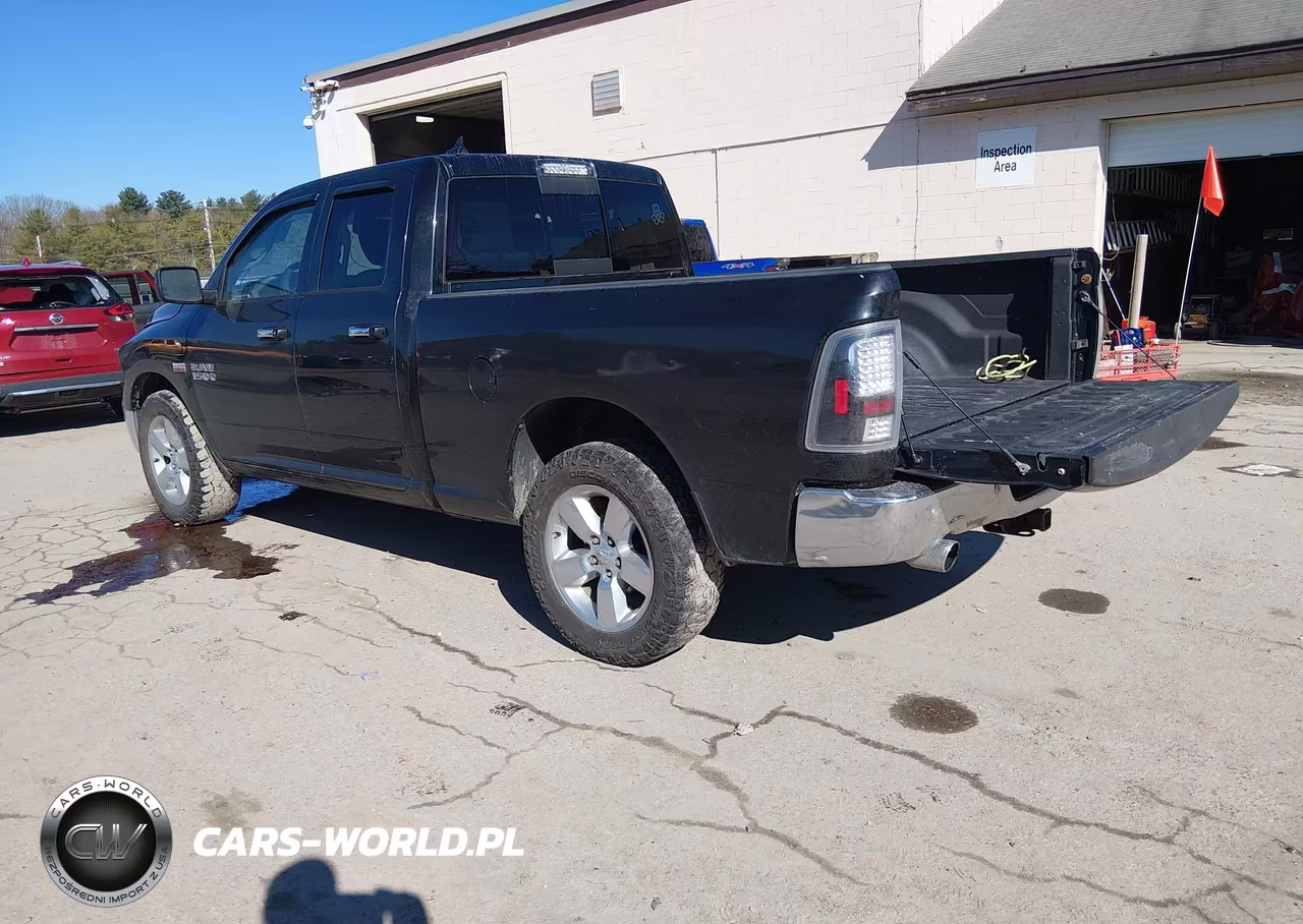 2015 Ram 1500 Big Horn VIN:1C6RR7GT0FS720005 - 3