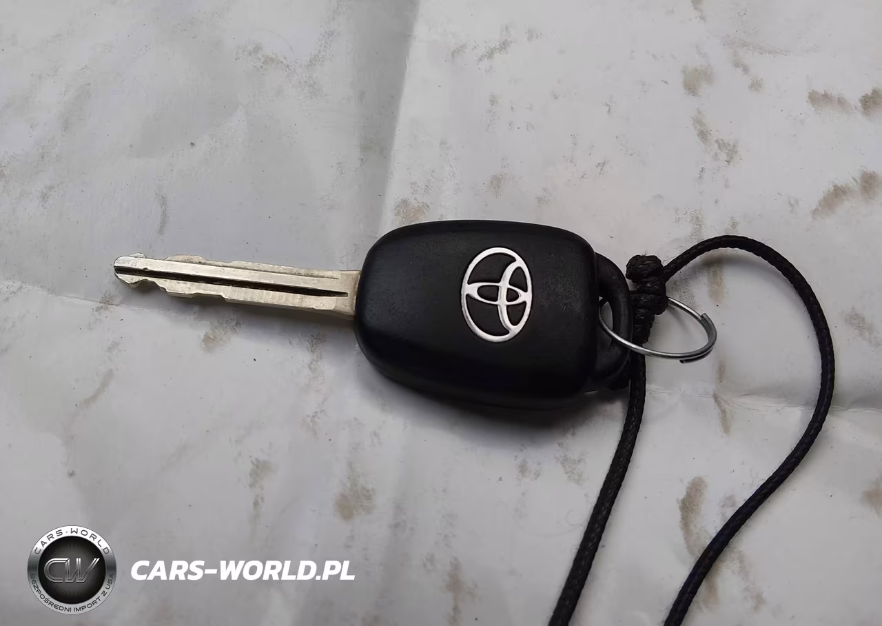 2017 Toyota Rav4 Le VIN:JTMBFREV2HJ136491 - 11