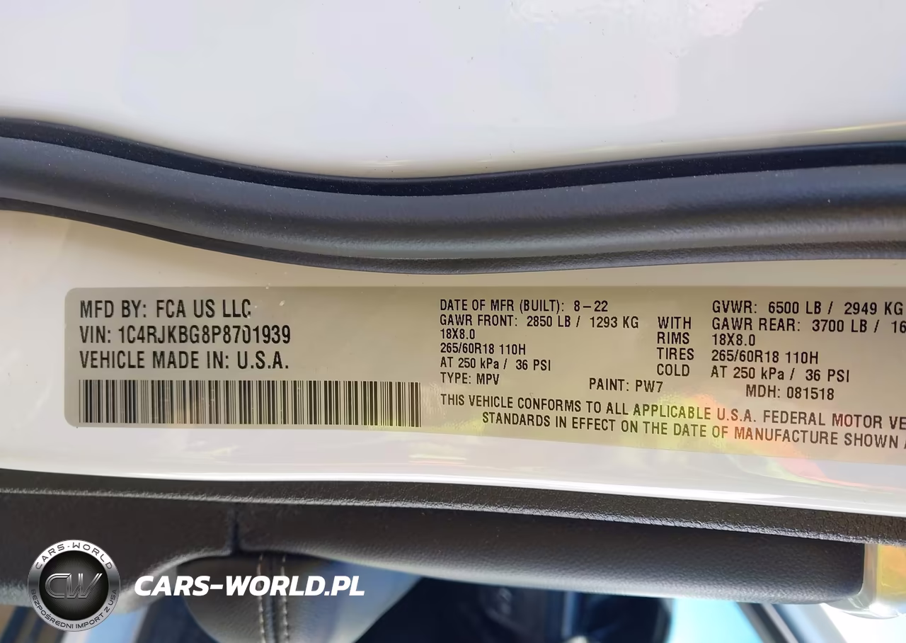 2023 Jeep Grand Cherokee L Limited 4X4 VIN:1C4RJKBG8P8701939 - 9
