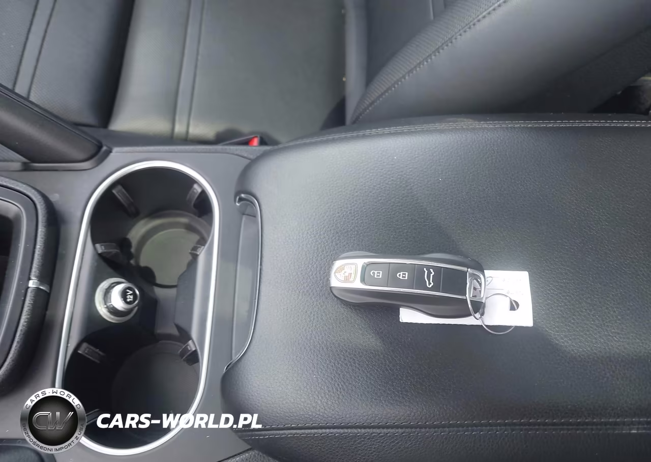 2019 Porsche Cayenne S VIN:WP1AB2AY4KDA64602 - 11