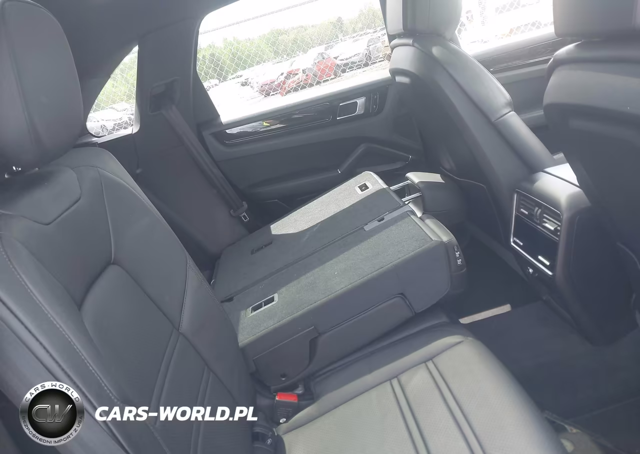 2019 Porsche Cayenne S VIN:WP1AB2AY4KDA64602 - 8
