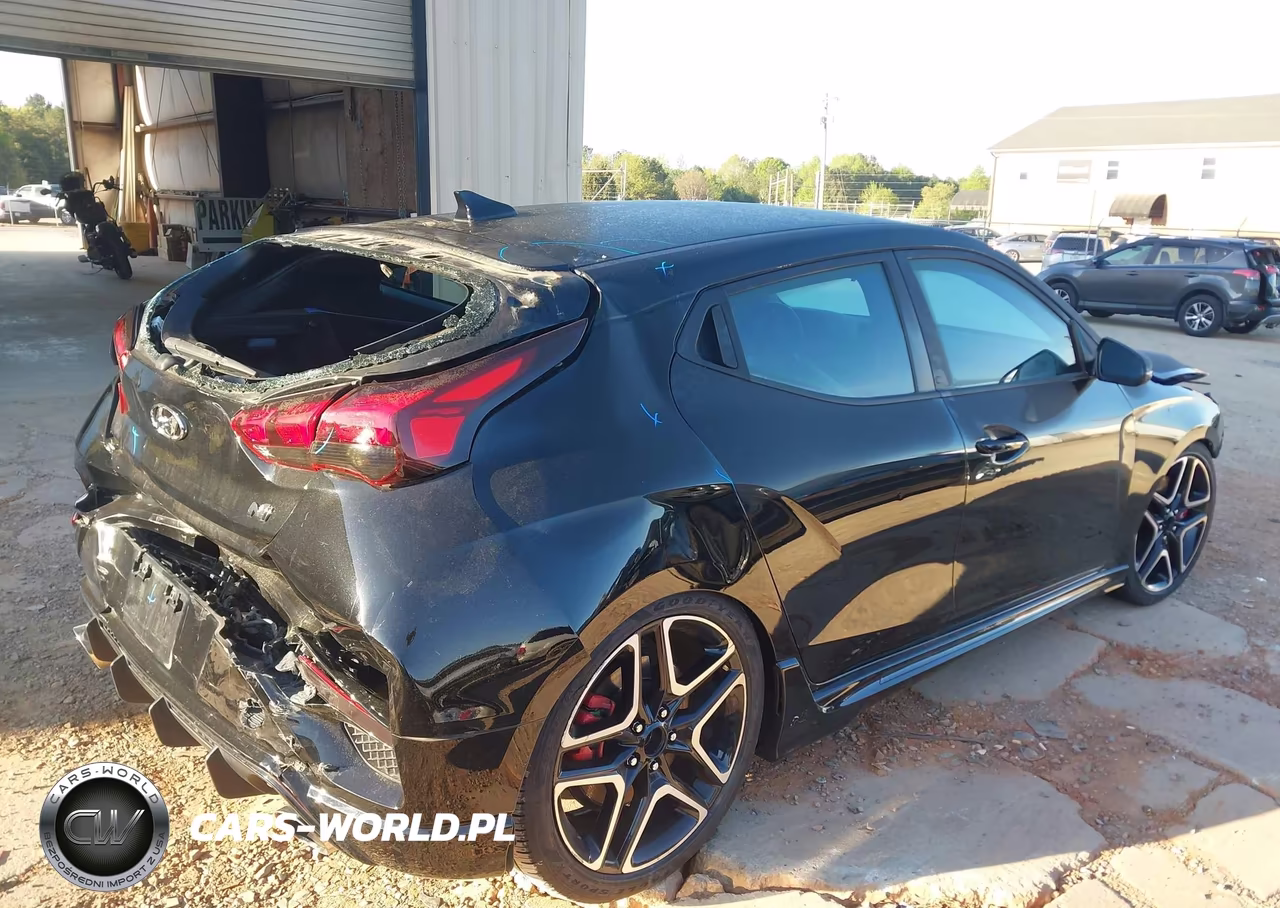 2021 Hyundai Veloster N VIN:KMHT36AH2MU008803 - 4