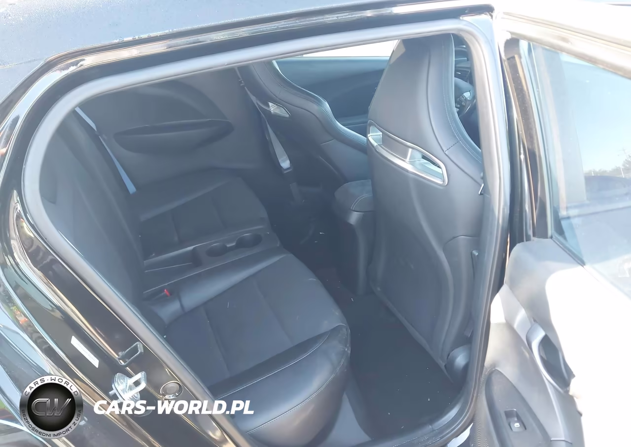 2021 Hyundai Veloster N VIN:KMHT36AH2MU008803 - 8