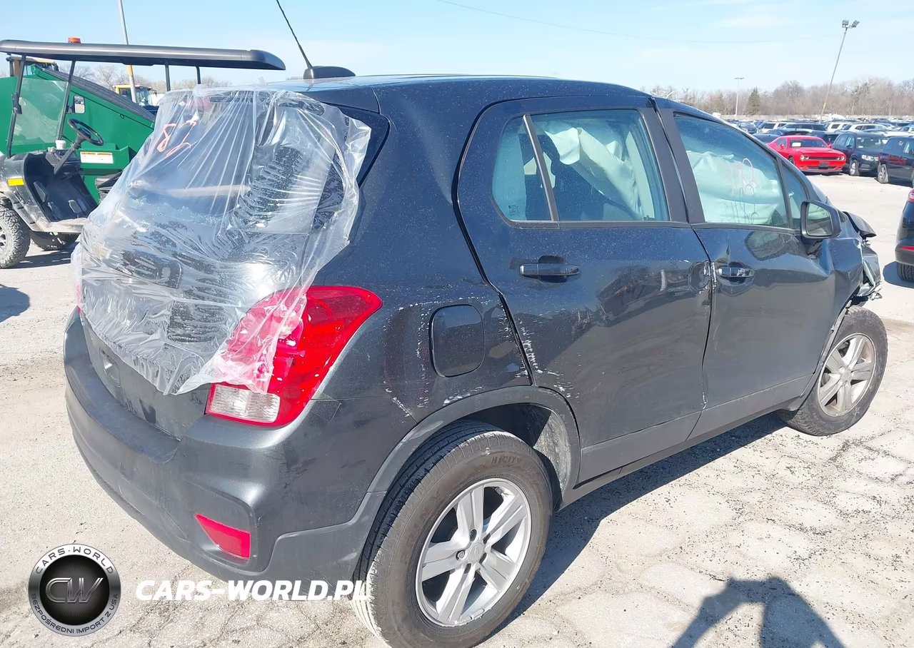 2020 Chevrolet Trax Fwd Ls VIN:3GNCJKSB0LL242693 - 4