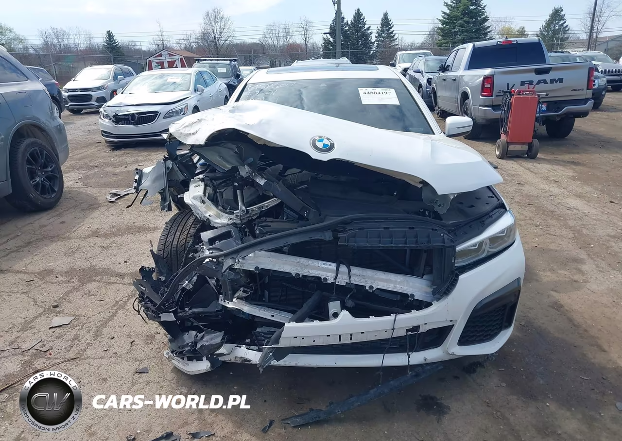 2021 BMW 750I xDrive VIN:WBA7U2C00MCF42391 - 12