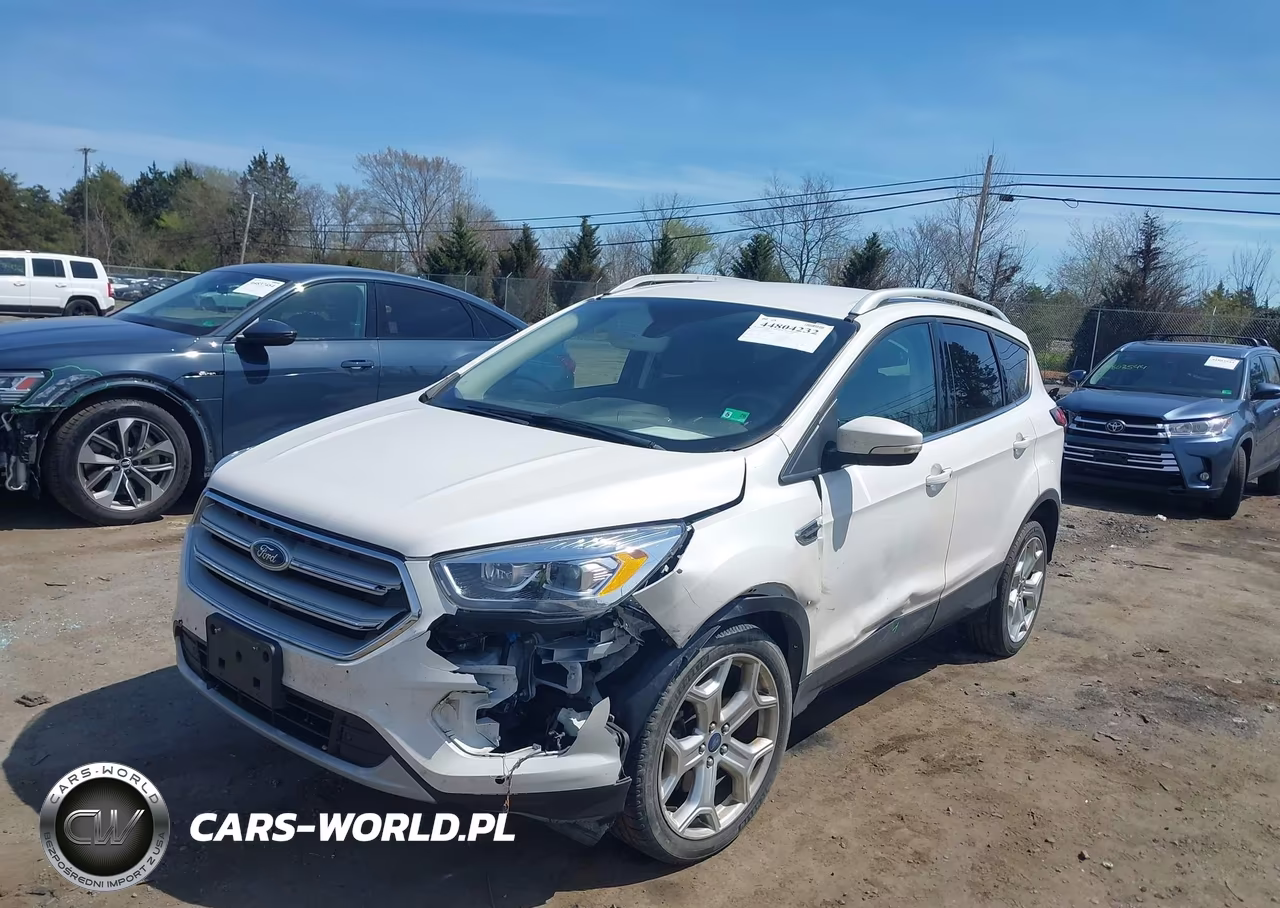 2019 Ford Escape Titanium VIN:1FMCU9J98KUC30475 - 2