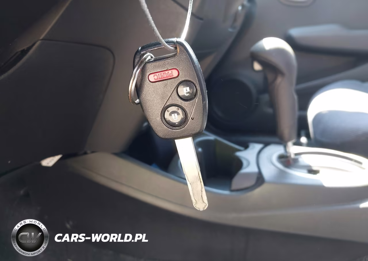 2013 Honda Fit Sport VIN:JHMGE8H50DC013168 - 11