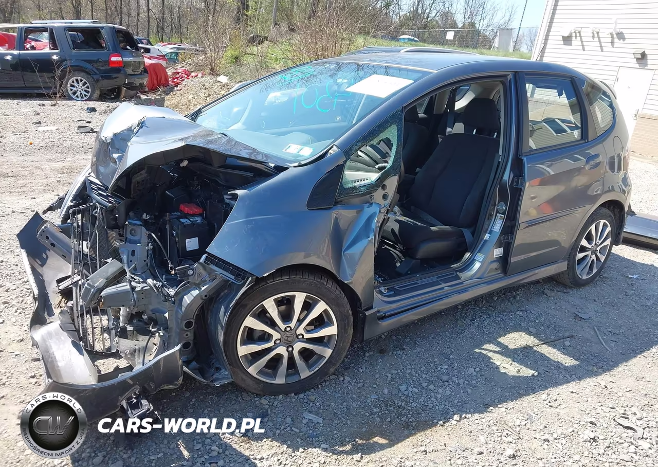 2013 Honda Fit Sport VIN:JHMGE8H50DC013168 - 2
