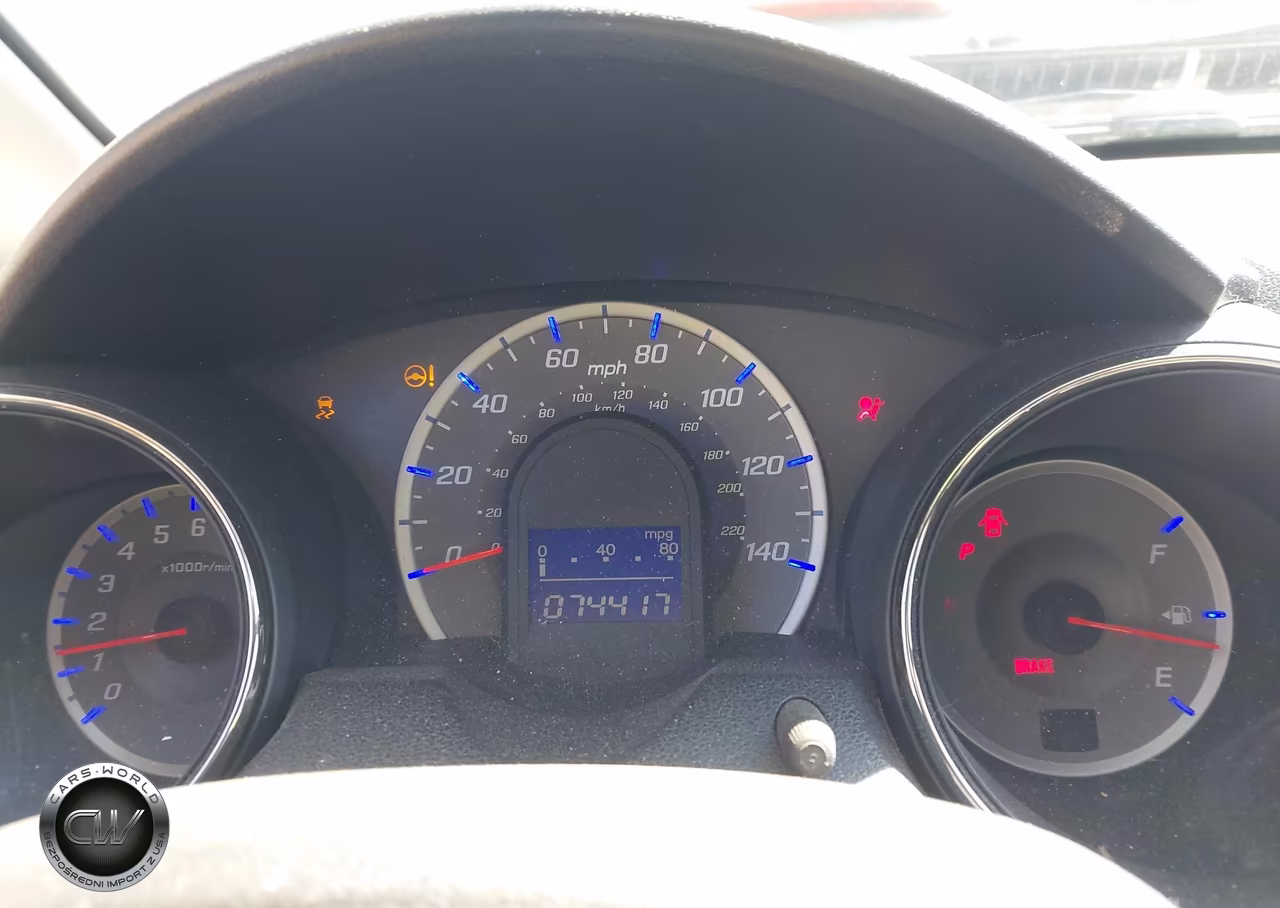 2013 Honda Fit Sport VIN:JHMGE8H50DC013168 - 7