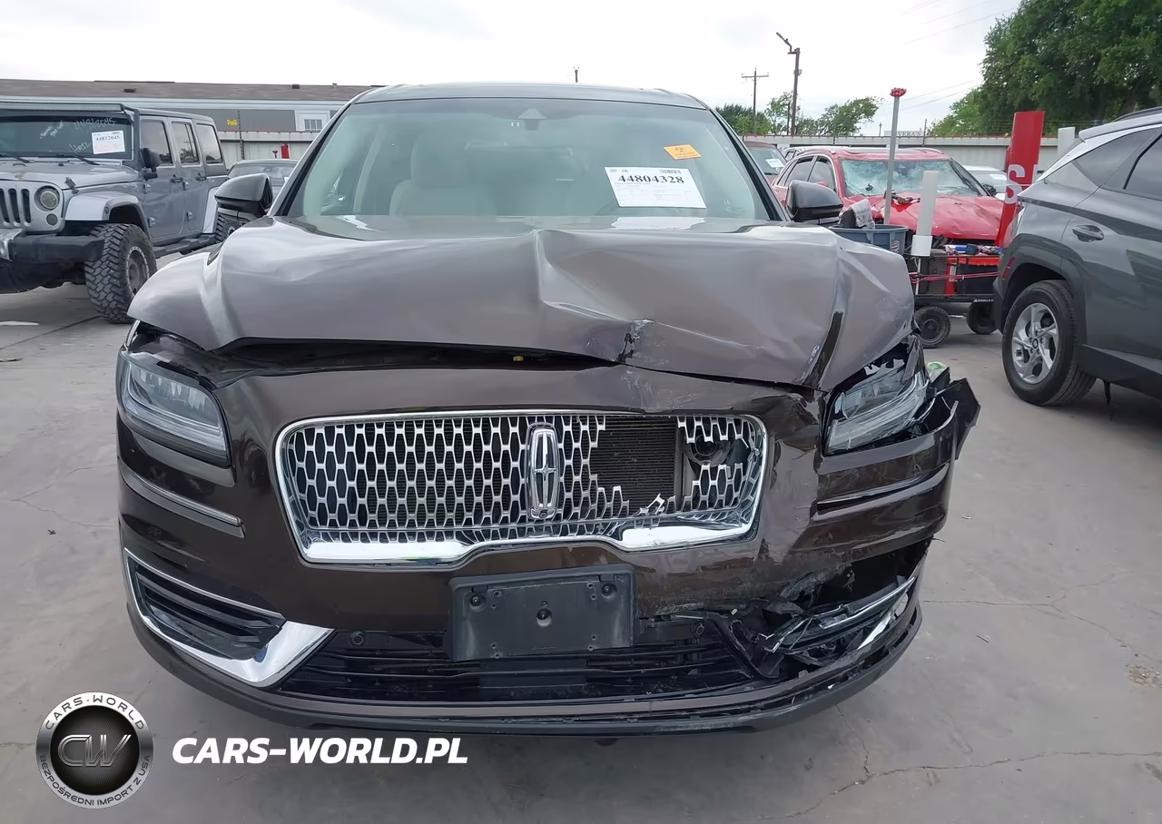2019 Lincoln Nautilus Reserve VIN:2LMPJ6L9XKBL23126 - 11