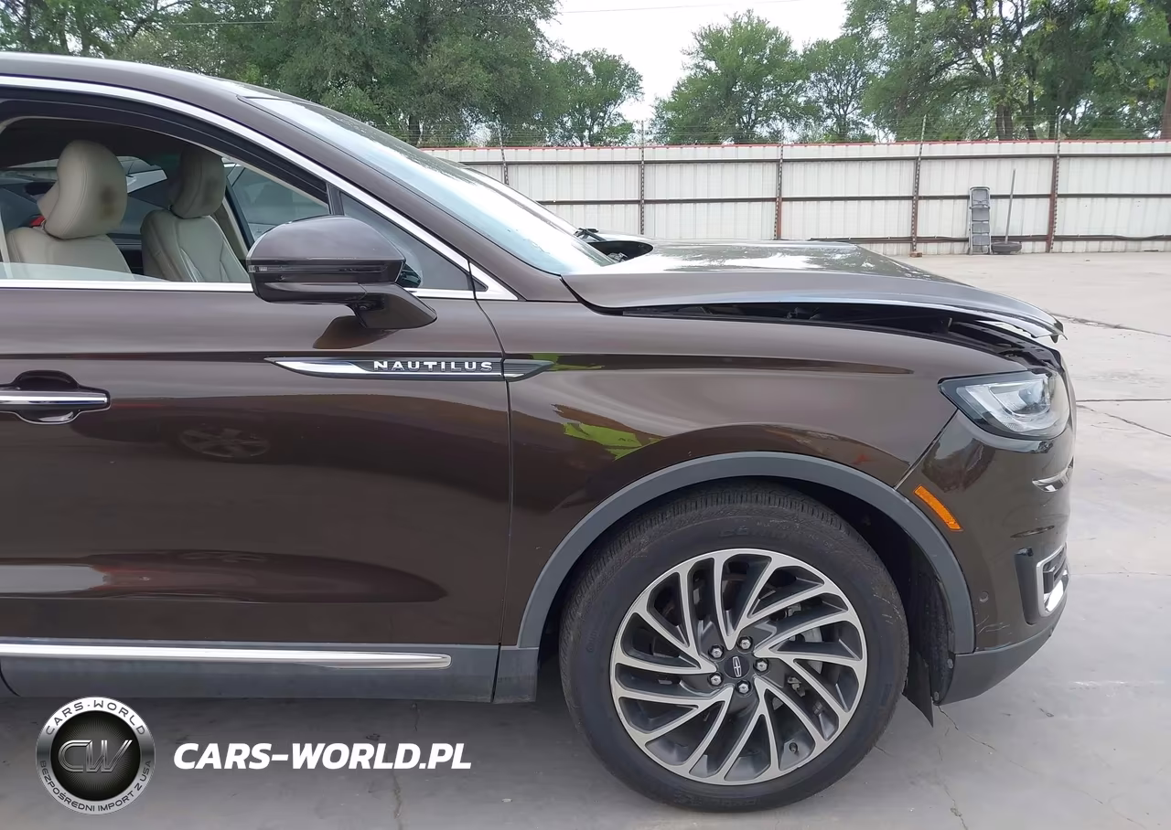 2019 Lincoln Nautilus Reserve VIN:2LMPJ6L9XKBL23126 - 16