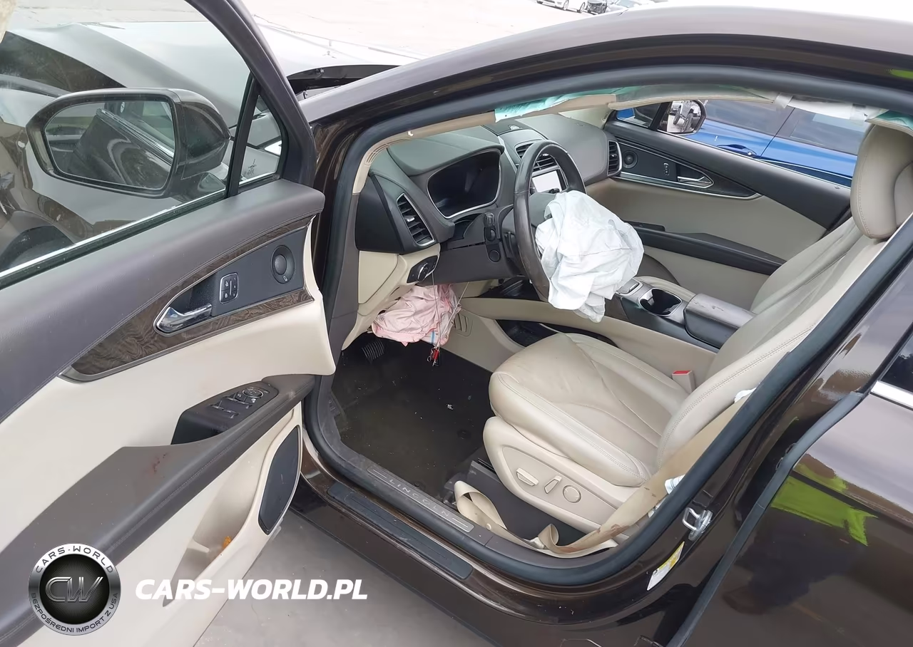 2019 Lincoln Nautilus Reserve VIN:2LMPJ6L9XKBL23126 - 18
