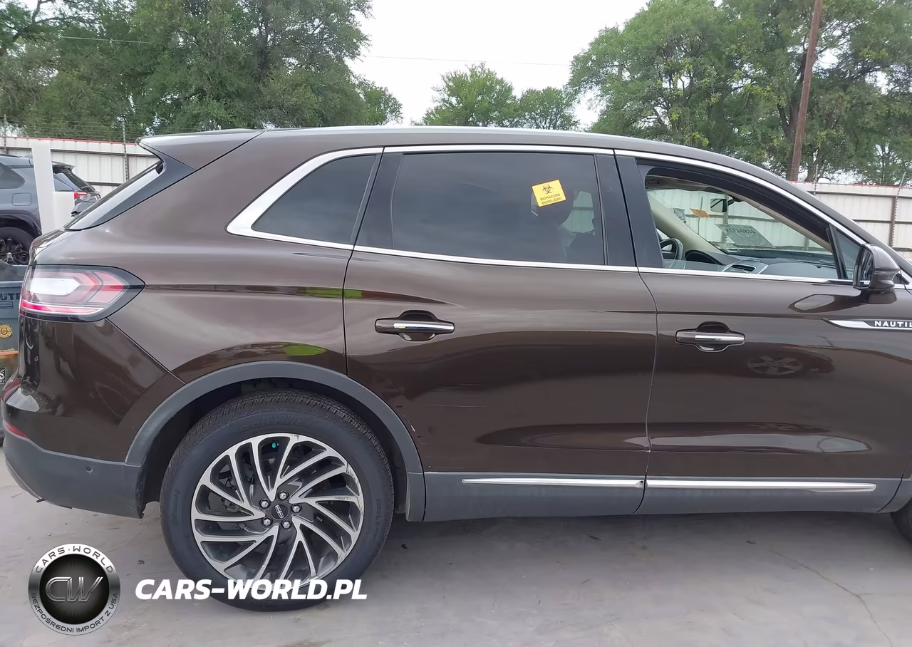 2019 Lincoln Nautilus Reserve VIN:2LMPJ6L9XKBL23126 - 19