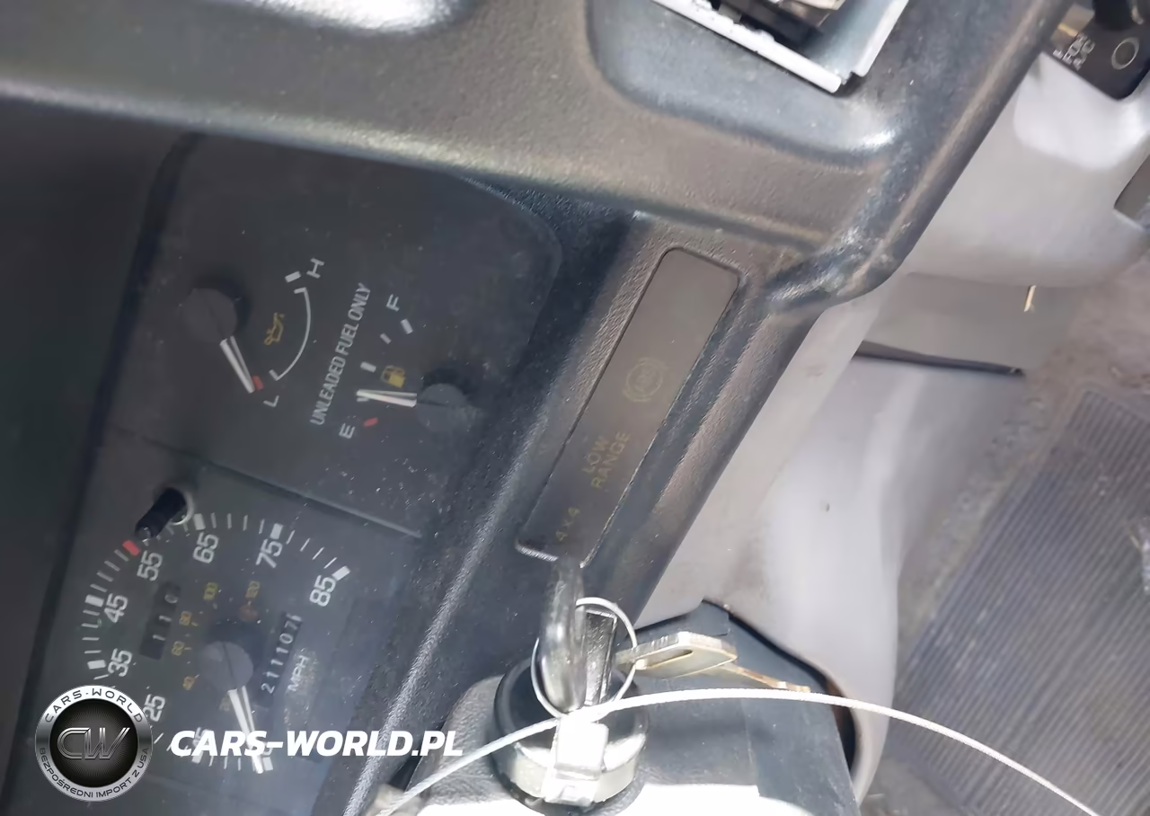 1994 Mazda B3000 Cab Plus VIN:4F4CR16U6RTM92023 - 11