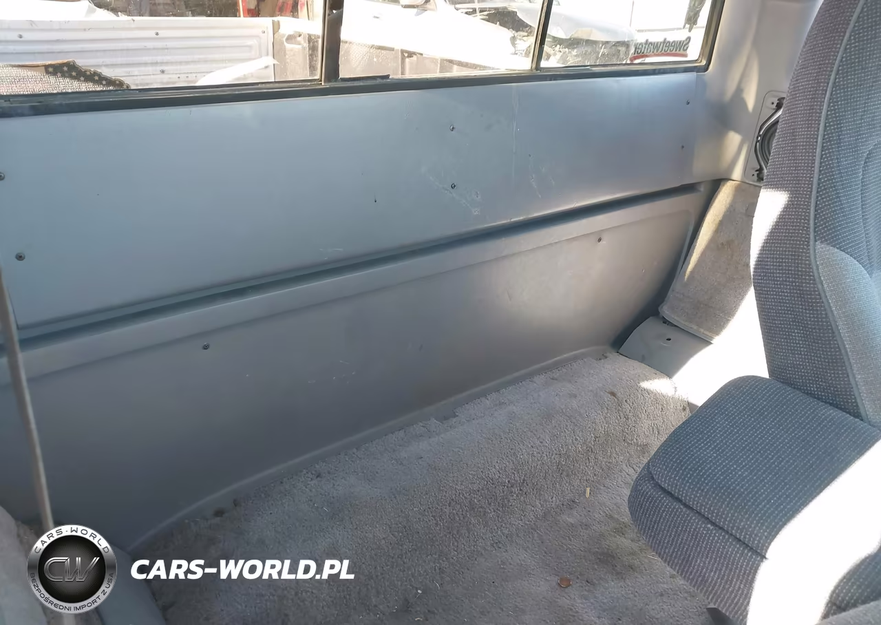 1994 Mazda B3000 Cab Plus VIN:4F4CR16U6RTM92023 - 8