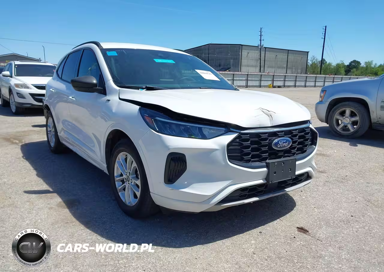2023 Ford Escape St-Line