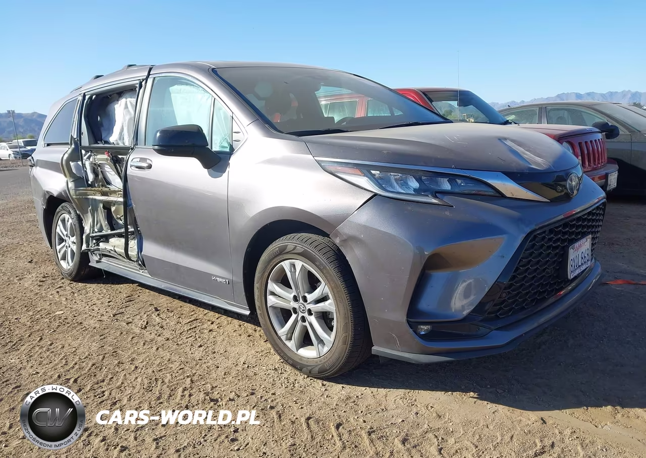 2021 Toyota Sienna Xse