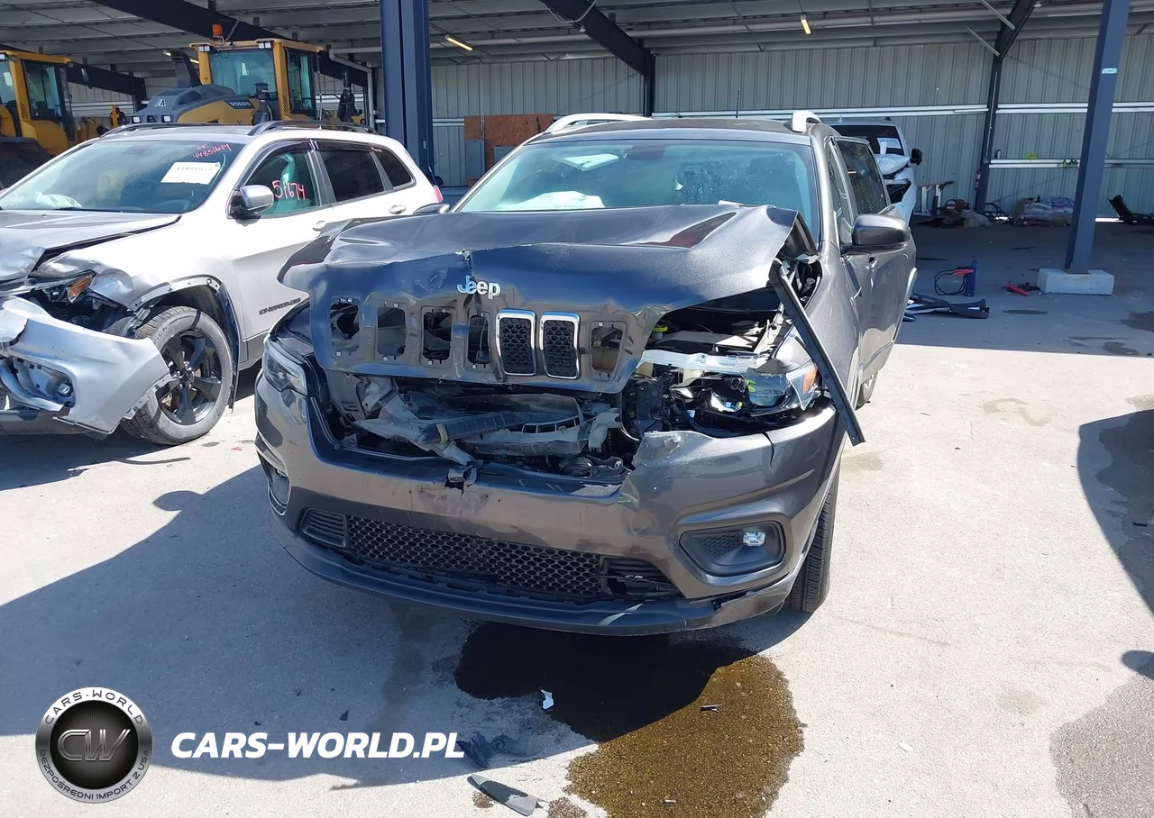 2019 Jeep Cherokee Latitude Plus Fwd VIN:1C4PJLLB3KD420549 - 6