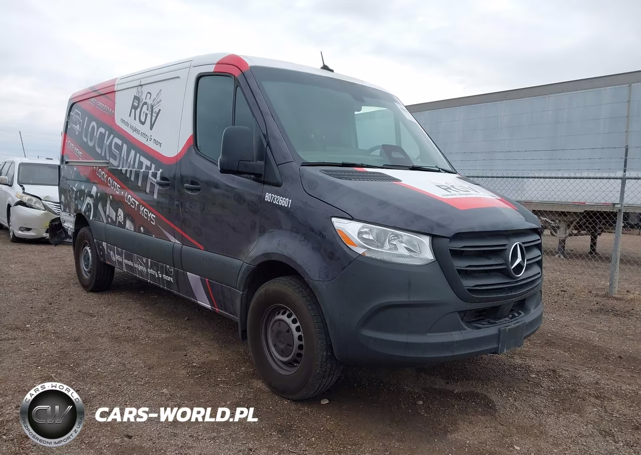 2025 Mercedes-Benz Sprinter 2500 Standard Roof 4-Cyl Diesel