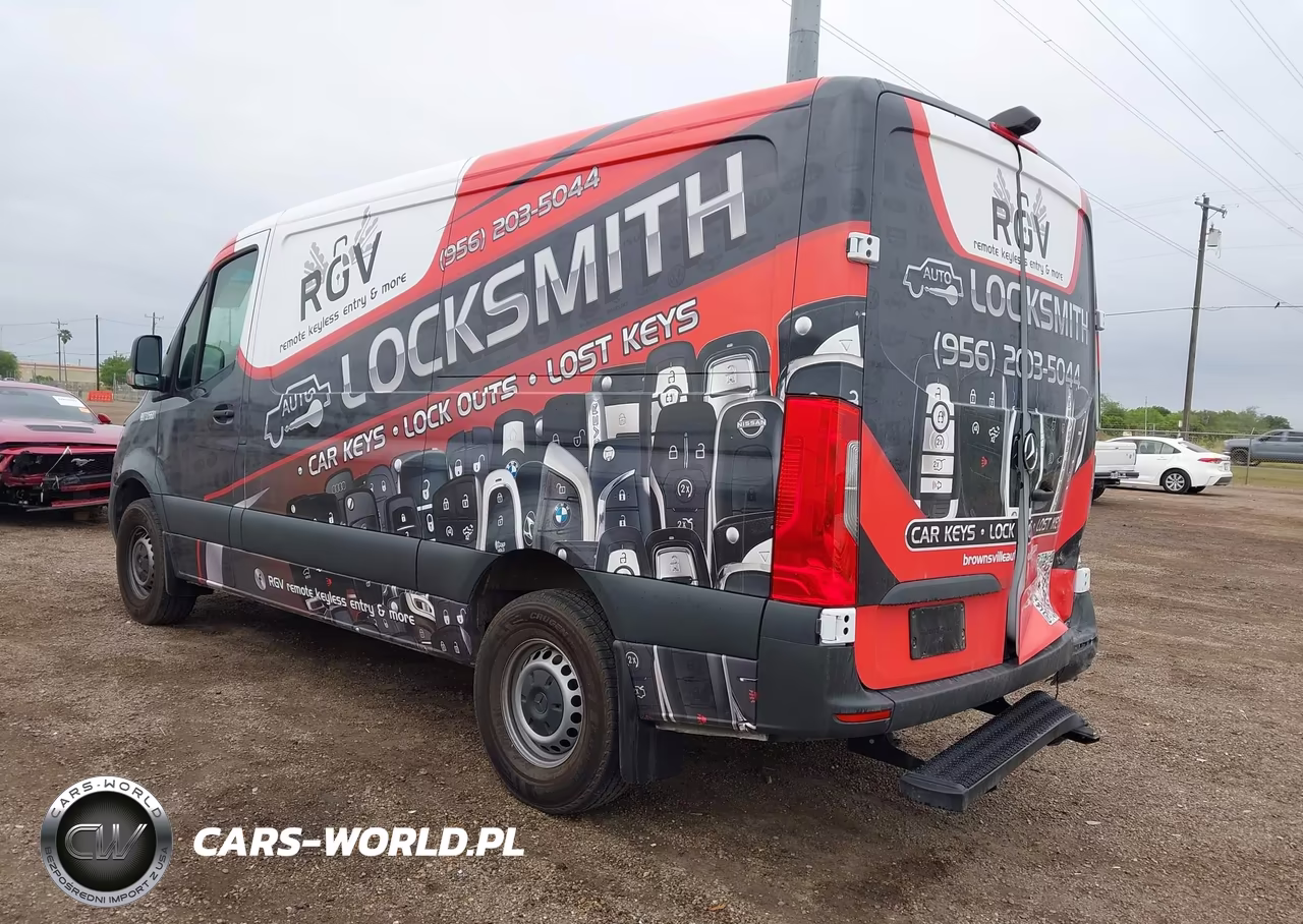 2025 Mercedes-Benz Sprinter 2500 Standard Roof 4-Cyl Diesel VIN:W1Y4KBHY6ST201447 - 3