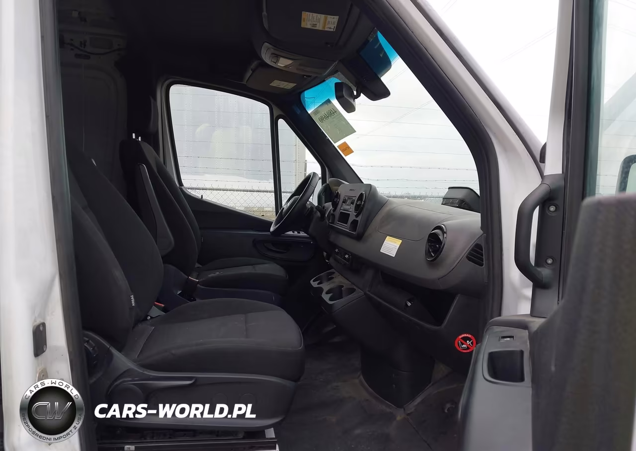 2025 Mercedes-Benz Sprinter 2500 Standard Roof 4-Cyl Diesel VIN:W1Y4KBHY6ST201447 - 5