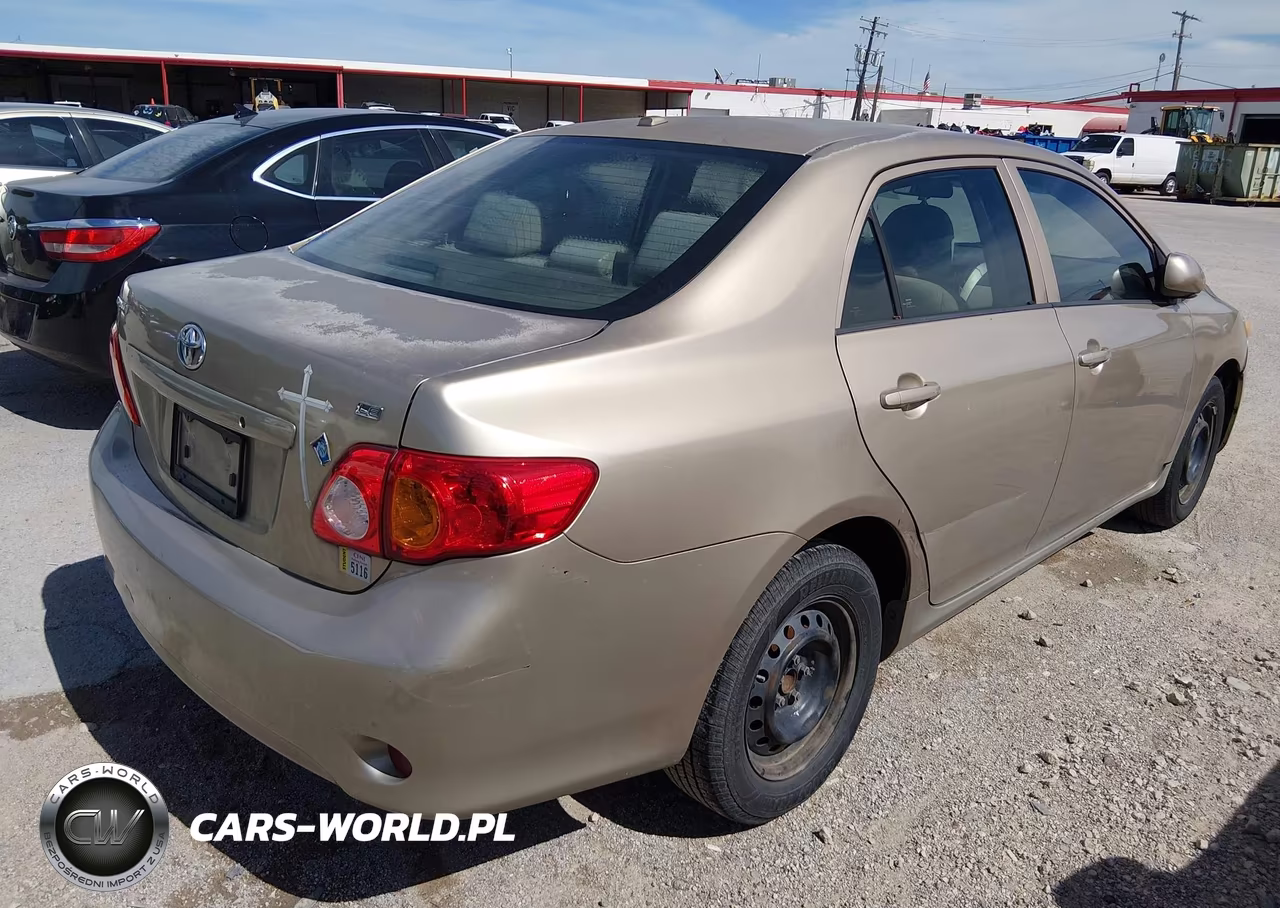 2010 Toyota Corolla Le VIN:1NXBU4EE6AZ256156 - 4